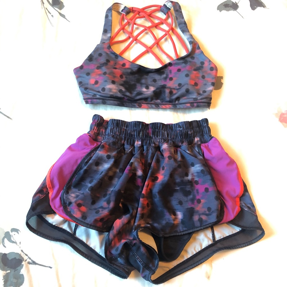 Lululemon matching bra and shorts set